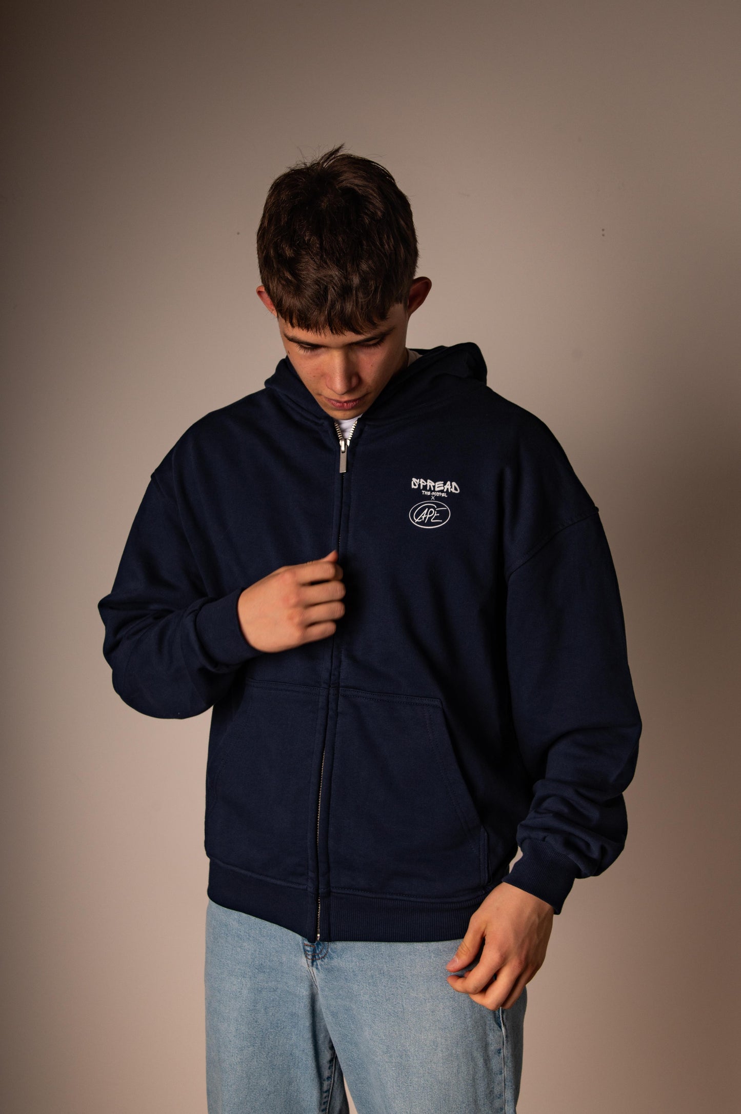 FEAR NOT OVERSIZED ZIPPER HOODIE