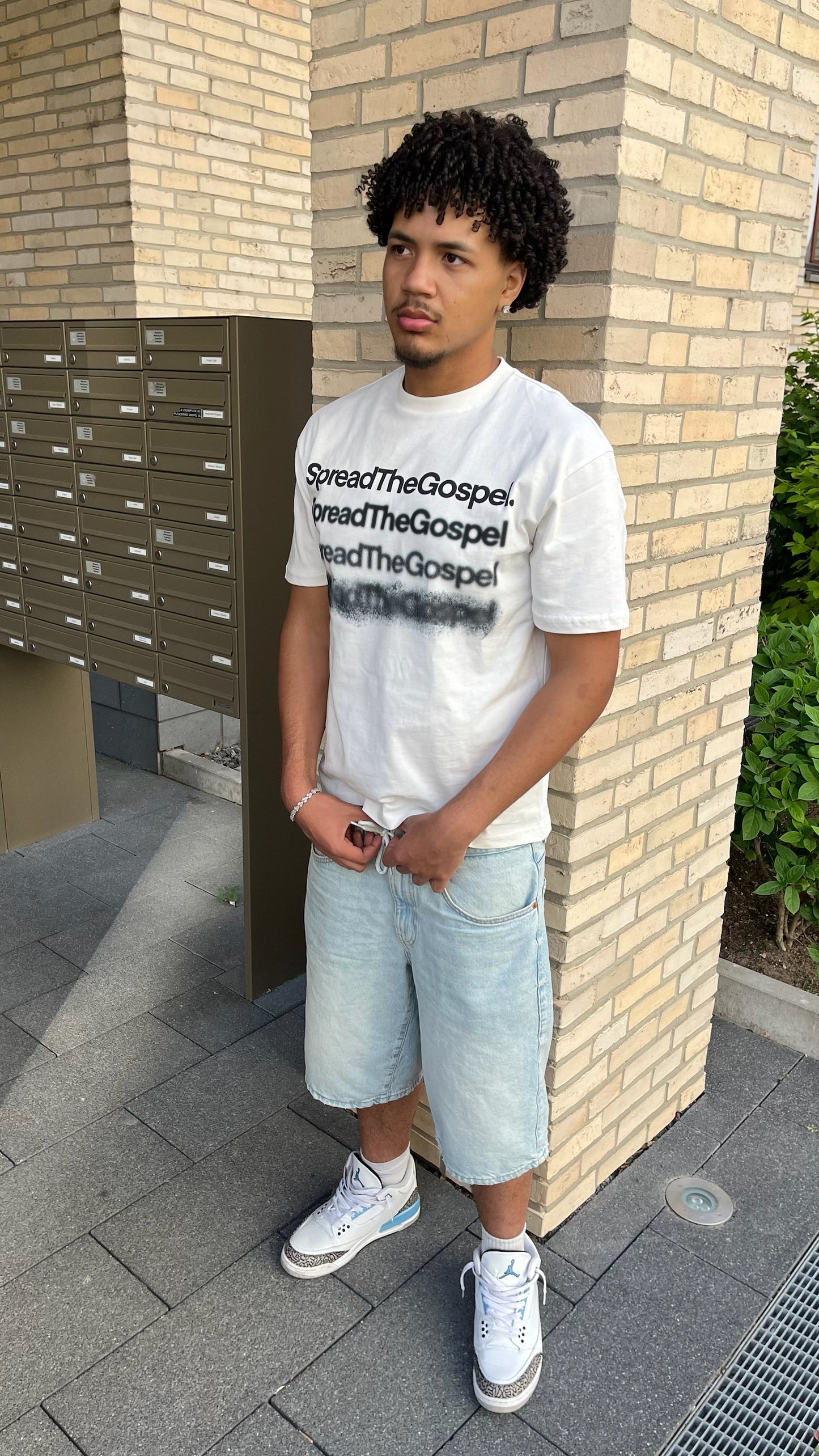 SPREADTHEGOSPEL OVERSIZED SHIRT